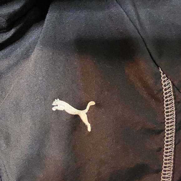 Puma Lightweight Jacket with zipper - Picture 2 of 10